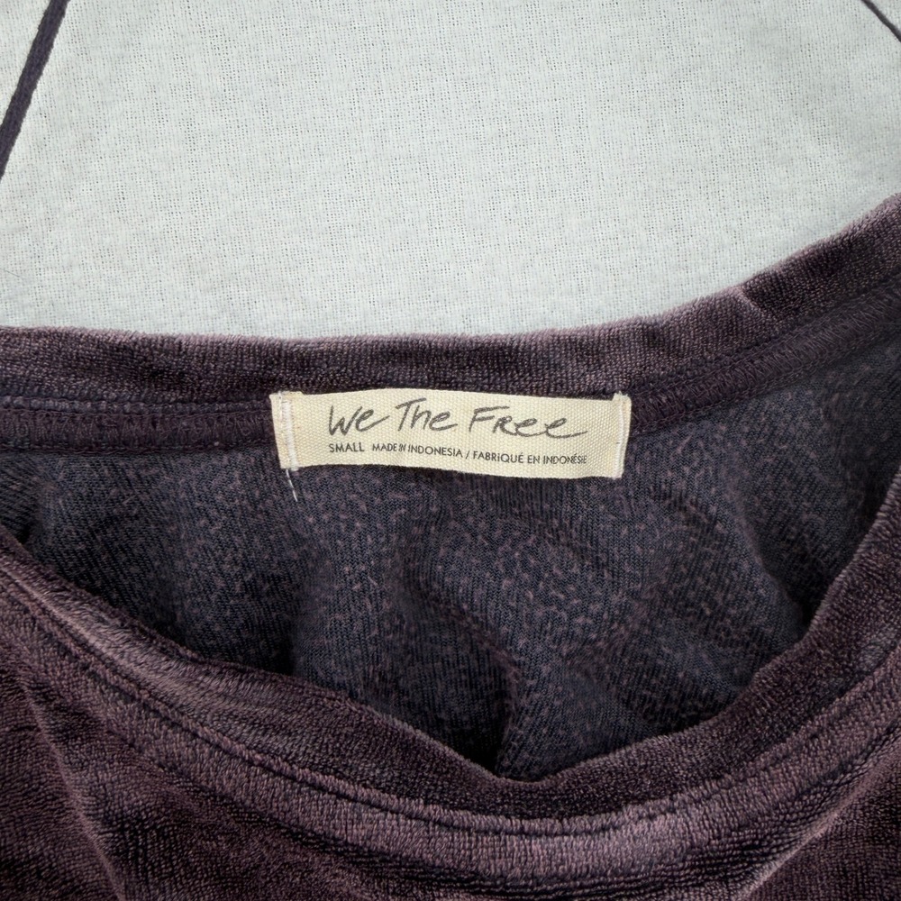 WE THE FREE PEOPLE Valerie Velvet Tee Shirt Women Small Purple Navy Short Sleeve - Picture 9 of 15